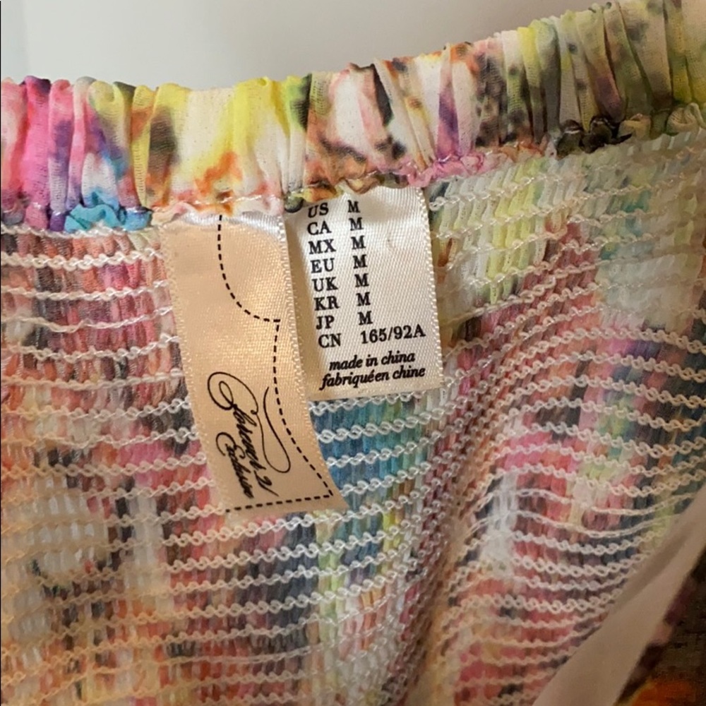 Colorful spring time dress - Picture 3 of 8